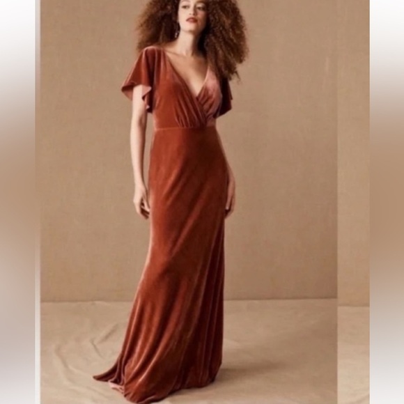 Jenny Yoo Dresses & Skirts - Jenny Yoo Ellis Velvet Flutter Short Sleeve English Dusty Rose Dress
NWOT